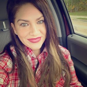 Meet your Posher, Jillian